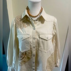 Absolutely fabulous Anthropologie Pilcro fall winter embroidered shirt